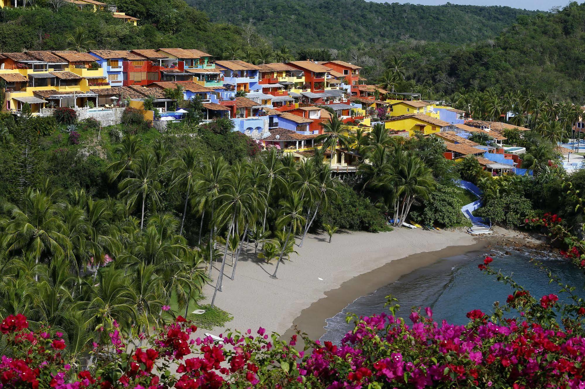 Playa Rosa Bungalows Costa Careyes Bagian luar foto