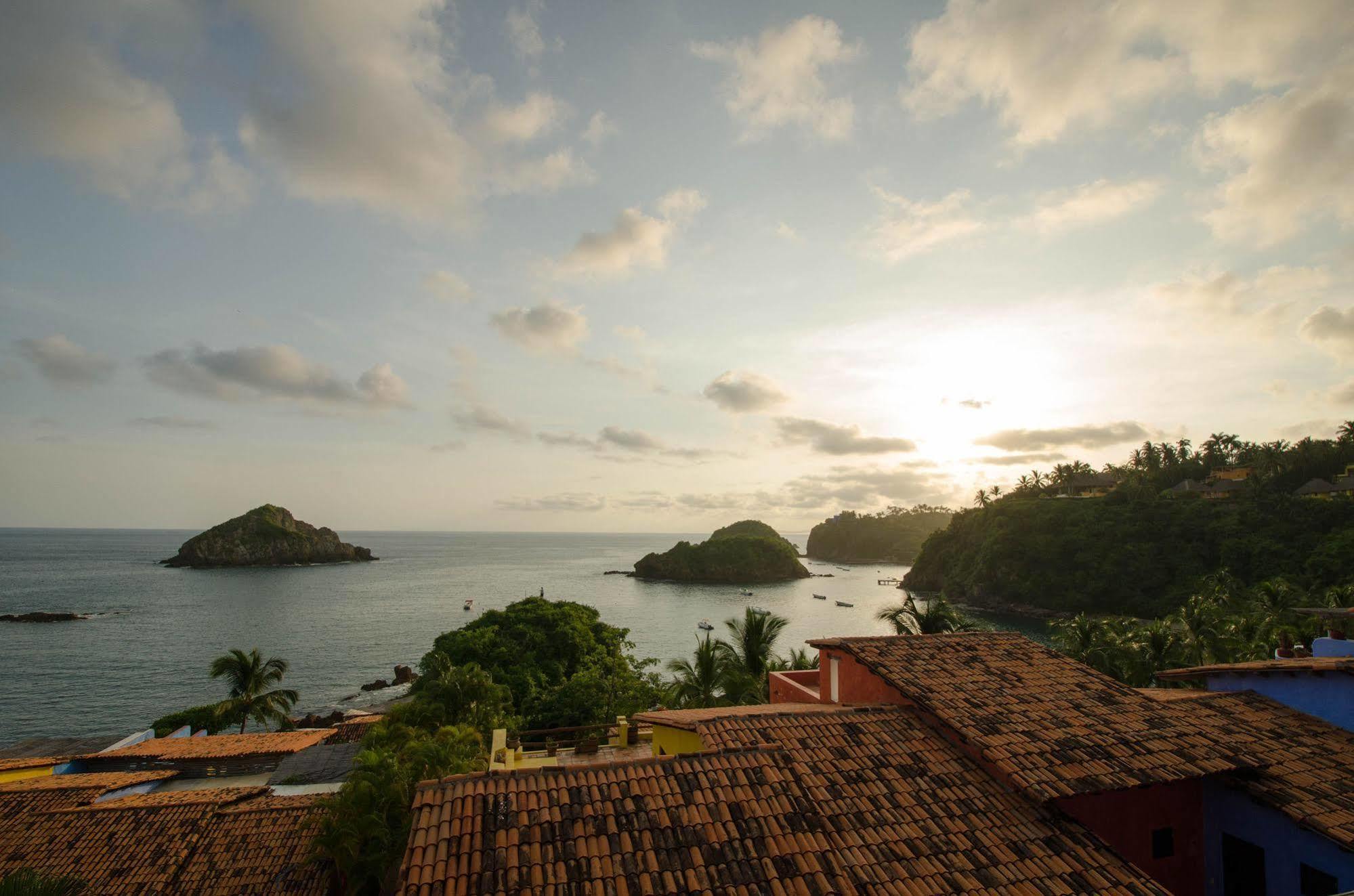 Playa Rosa Bungalows Costa Careyes Bagian luar foto